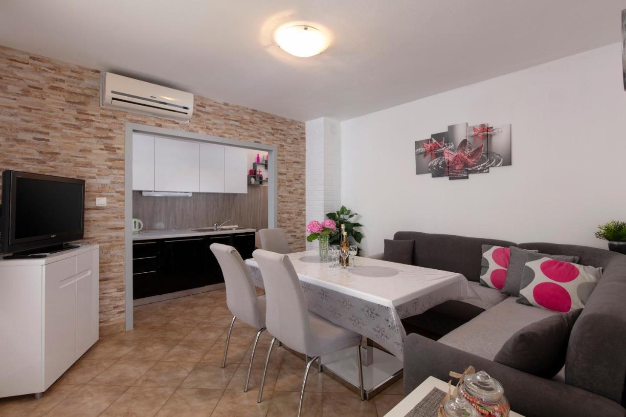 Holiday Home Dajana Pisak Exterior foto